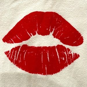 V Neck Soft Cream Sweater with Red Lips